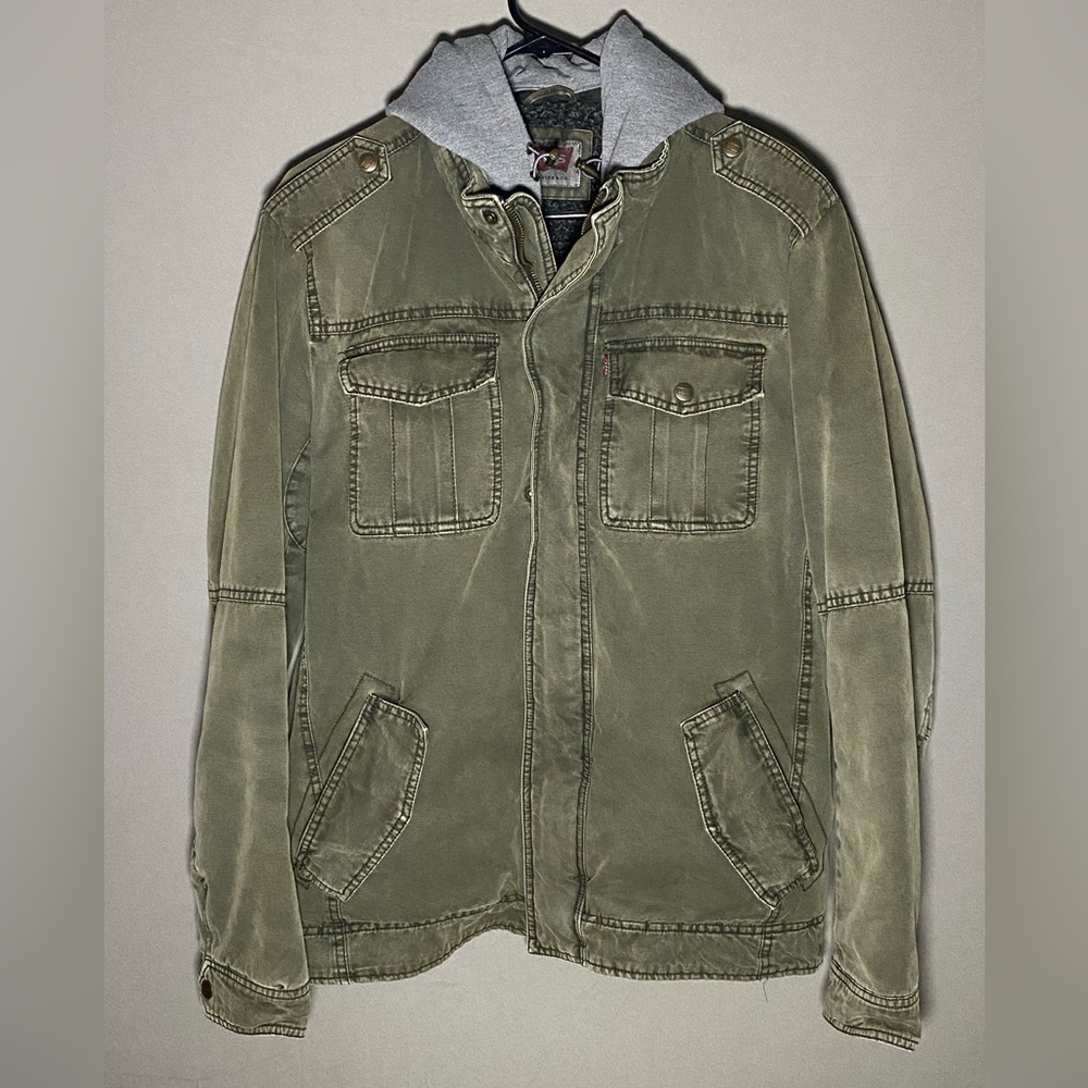 LEVI’S Heavy Jacket with Zipper and Buttons + Removable Hoodie, Medium